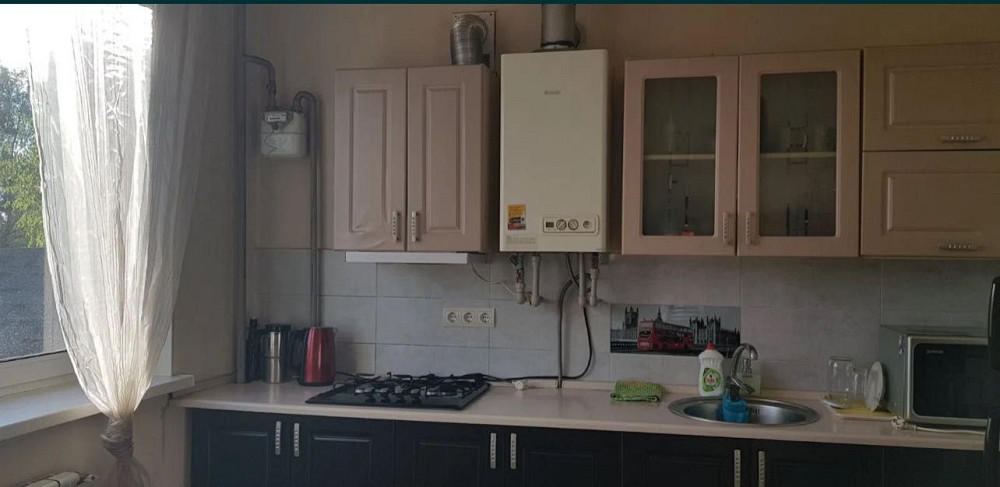 Продаж 2к. квартири з ремонтом Гатне вул Дорошенко Гатное - изображение 1