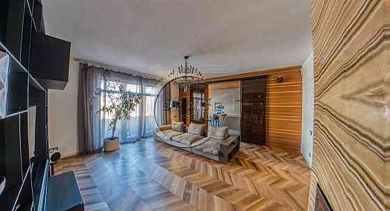 Продаж / Квартира /Оболонський район/вул Оболонська Набережна 7/139 м2 Київ