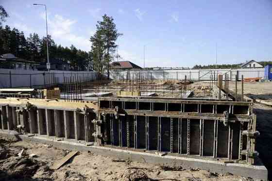 Продаж житла з виходом на власну терасу ,53,77м2 ,м.Лісова Київ