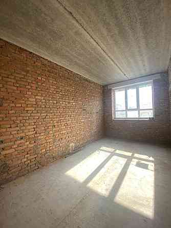 Простора здана новобудова - діє переуступку! Хмельницький