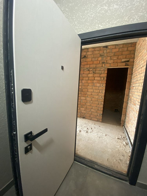 Простора здана новобудова - діє переуступку! Хмельницький - зображення 1