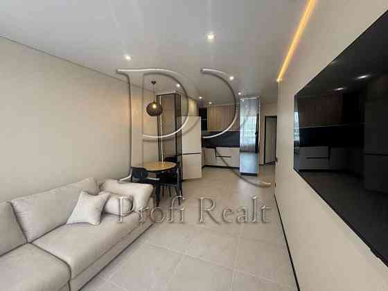 Продаж 1кімнатної квартири із дизайнерським ремонтом з видом на Дніпро Київ