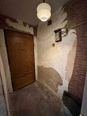 продаж 3-ри кімнатноі квартири в цегляному будинку на Черемхах Одеса