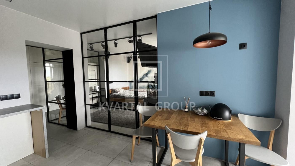 ЦЕНТР міста! Біля Парку! Квартира  Ремонтом 52м.кв. Ирпень - изображение 1