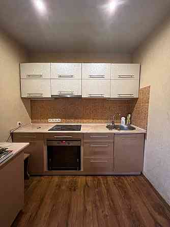 Продам 2х комнатную квартиру Черемушки(правый берег) Каменское (Запорожская обл.)