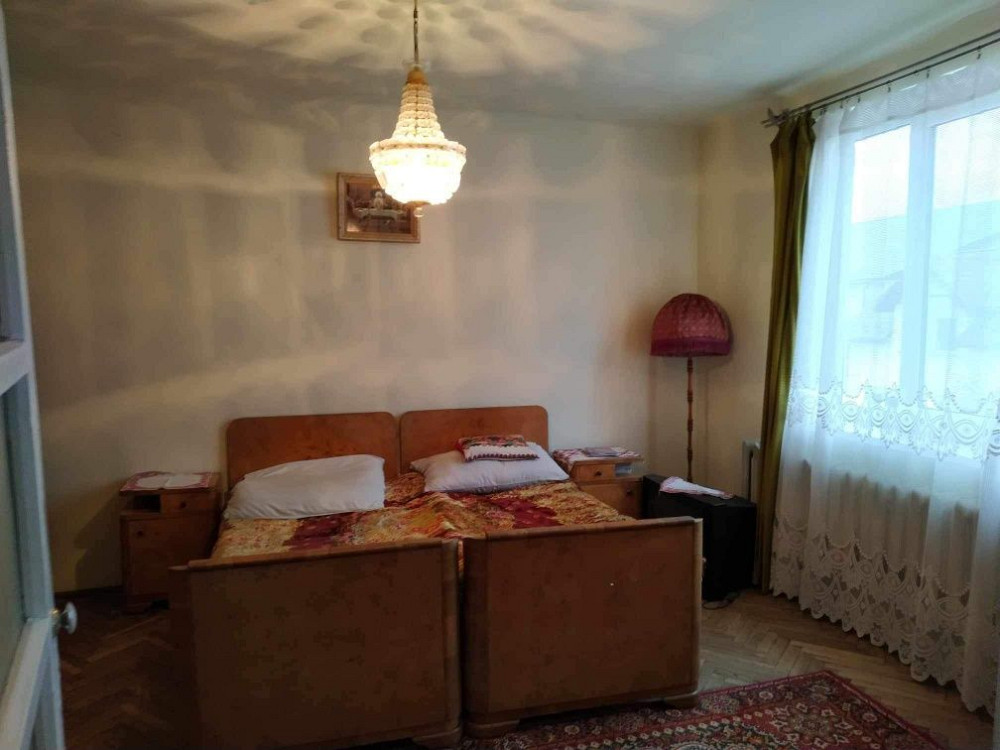 2 кім.квартира в м.Жовква.Вул.Воїнів Упа.Житловий стан.Є гараж, сарай. Жовква - зображення 2