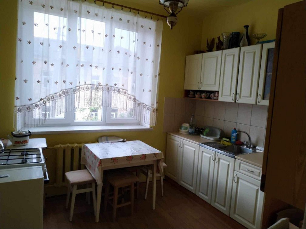 2 кім.квартира в м.Жовква.Вул.Воїнів Упа.Житловий стан.Є гараж, сарай. Жовква - зображення 8