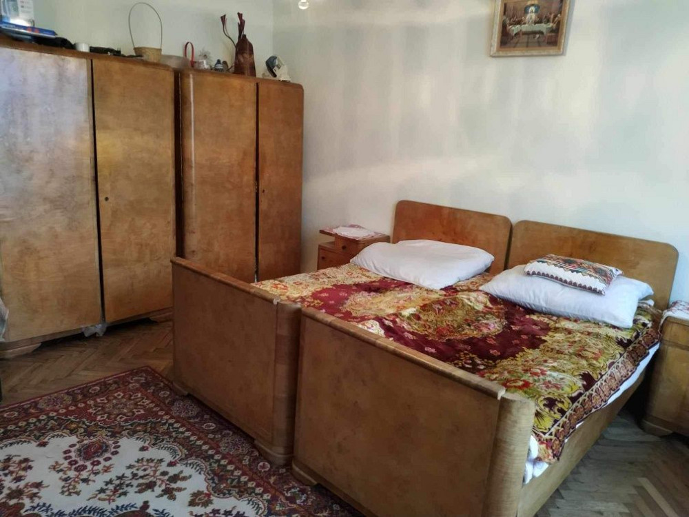 2 кім.квартира в м.Жовква.Вул.Воїнів Упа.Житловий стан.Є гараж, сарай. Жовква - зображення 3