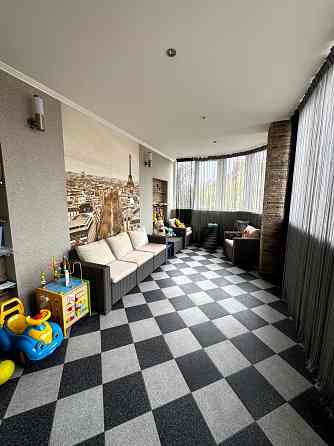 3 кімнатна квартира по вул. Слави Кропивницкий