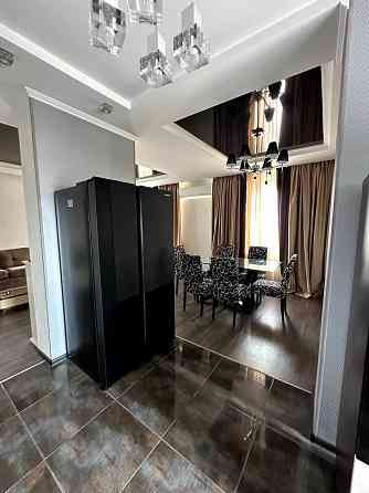 3 кімнатна квартира по вул. Слави Кропивницкий