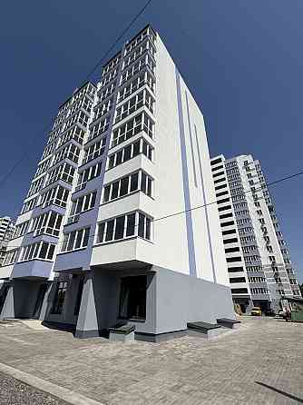 Продаж квартири в центрі трьох кімнатної Черкассы