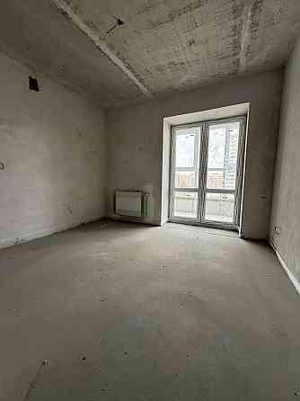 Продаж квартири в центрі трьох кімнатної Черкассы