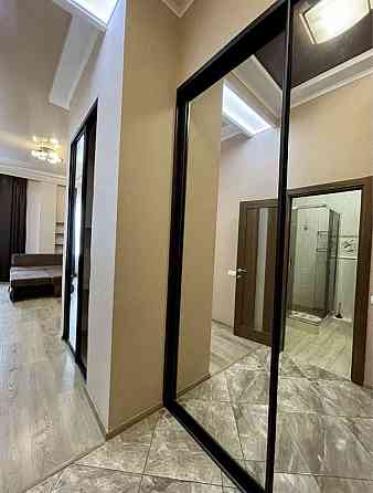 1 к. квартира - студия с дизайн ремонтом в новострое возле м. Гагарина Харків