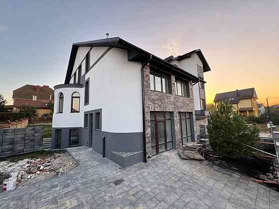 Продаж квартир в клубному будинку! Вул. Гостинна. Р-н . Царське село! Ровно