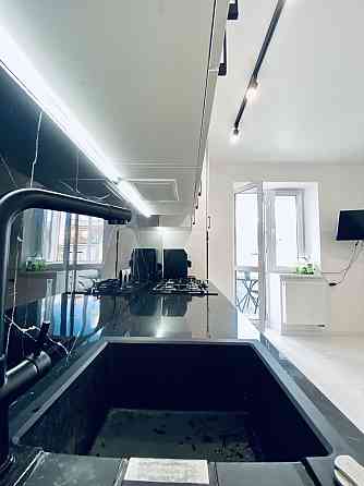 Продаж 1 кімнатна квартира Топольна Шевченківський район Дж.Ленона Львів