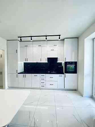 Продаж 1 кімнатна квартира Топольна Шевченківський район Дж.Ленона Львів