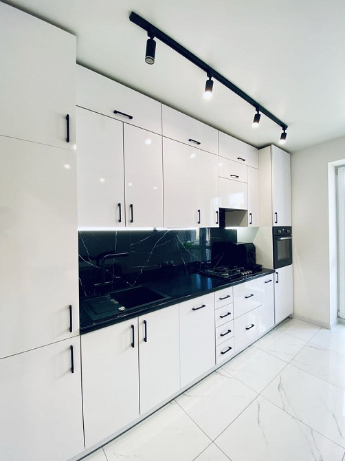 Продаж 1 кімнатна квартира Топольна Шевченківський район Дж.Ленона Львів - зображення 1