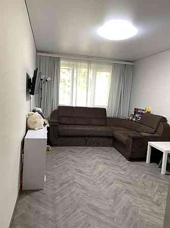 Продаж 2-кімнатної квартири в центрі міста Александрия (Ровенская обл.)