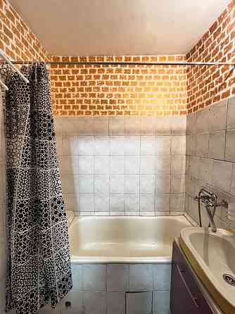 Квартира однокімнатна з великою площею Ровно