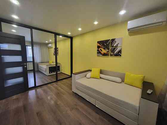 Продаж 1 кімн вул Симиренка 20 А Київ