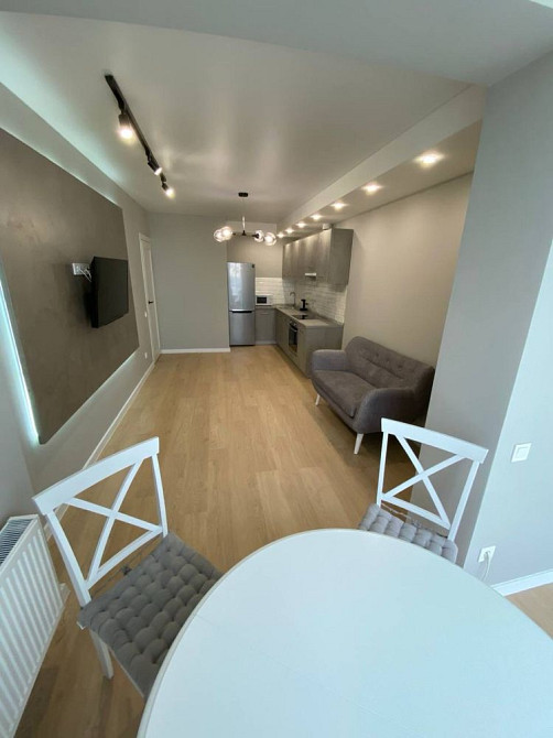 Продам 2-кімнатну квартиру на Щасливому від ВЛАСНИКА вигляд на озеро!! Ровно - изображение 1