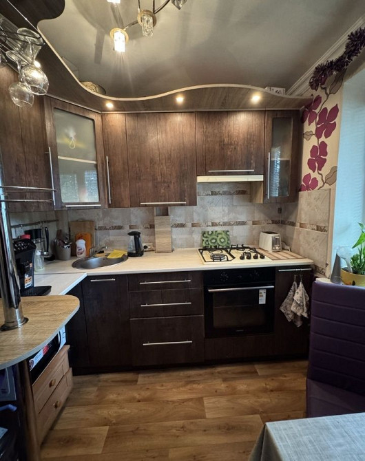 Продам 2х комнатную квартиру в районе пр. Металлургов Днепр - изображение 1