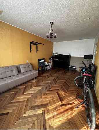 Продам 2 хквартиру Чешка проспект Героев на Победе 6 Днепр