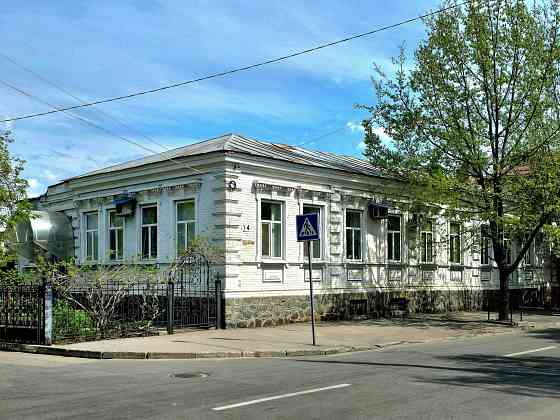 Продаж 3к квартири в самому центрі з земельною ділянкою Кременчуг