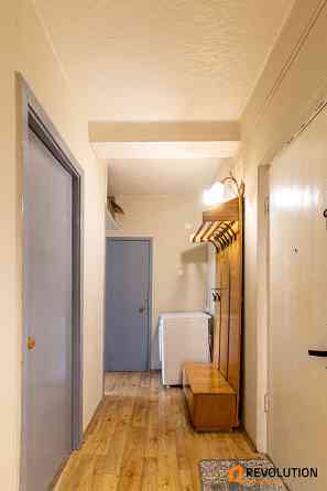 Без %; 2-кім; Здановської 30/2; Газ; м. Васильківська 10 хвилин пішки; Київ