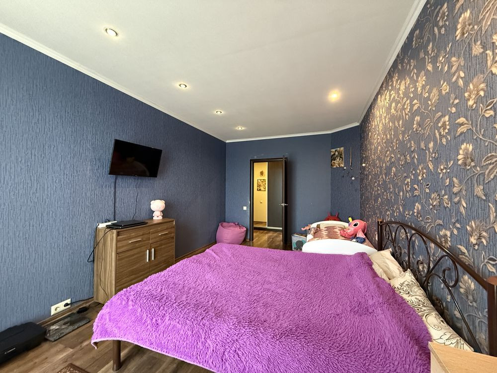 Величезна 2 кім. 70 кв.м в центрі ЖК Софія Софиевская Борщаговка - изображение 2