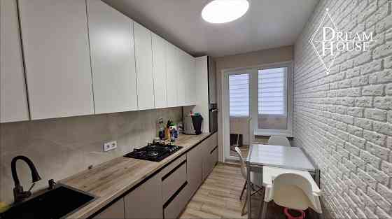 Продам 3 кімнатну квартиру, по вул. А. Глушкова Владимир