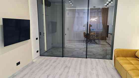 Продам 2-х кімнатну Супер ремонт ЖК DELMAR Новопечерські Липки Київ