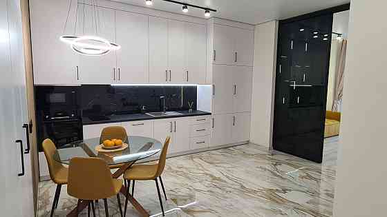 Продам 2-х кімнатну Супер ремонт ЖК DELMAR Новопечерські Липки Київ