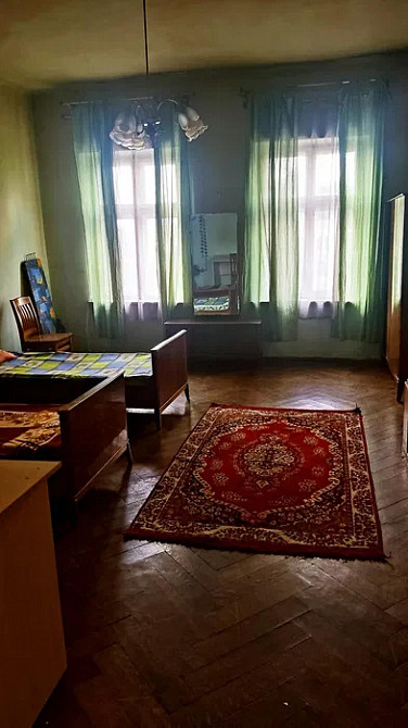 Продається 2-х кім. квартира в центрі вул. Винниченка 12 Львів - зображення 1
