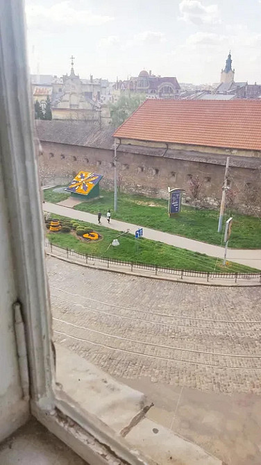 Продається 2-х кім. квартира в центрі вул. Винниченка 12 Львів - зображення 8