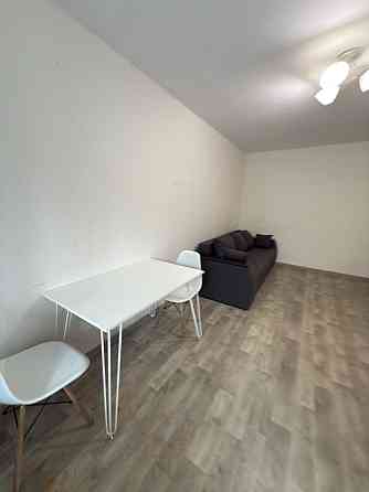 У продажу 2к квартира на вул.криворізька 22б Днепр