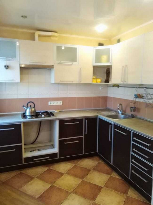 Продам 3 кімнатну квартиру ТРК Україна. Харків - зображення 1