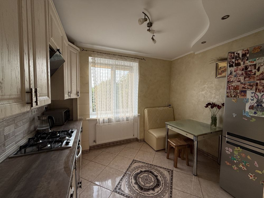 Автономне опалення, центр міста, з меблями! Володимир - зображення 4