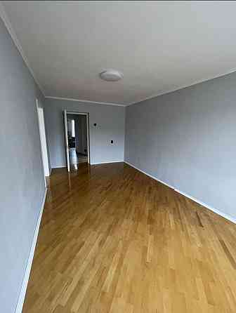 Продаю 3к квартиру вул.Коновальця район Велмарт Ивано-Франковск