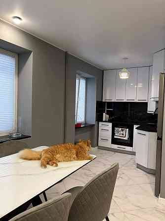 Продам трикімнатну квартиру по вул.Шевченка 