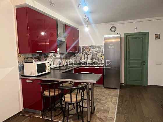 Продаж 1-кімн квартири на Соломянці 52 кв.м Якісний будинок Київ