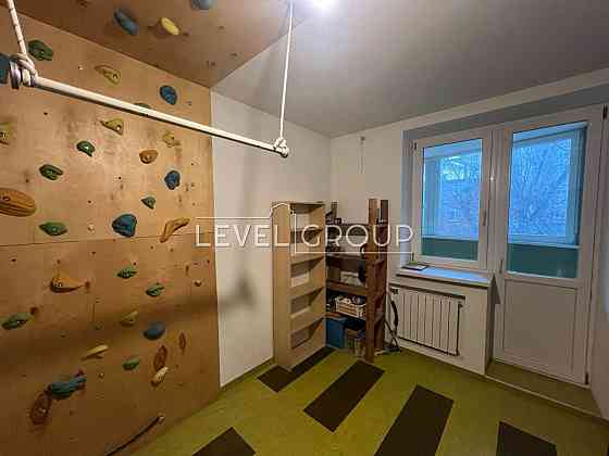 Продаж 1-кімн квартири на Соломянці 52 кв.м Якісний будинок Київ