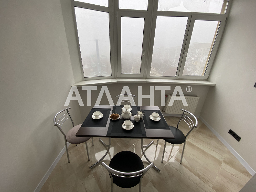 Однокомнатная квартира в Стиконовском доме на Бреуса Черемушки Одеса - зображення 4