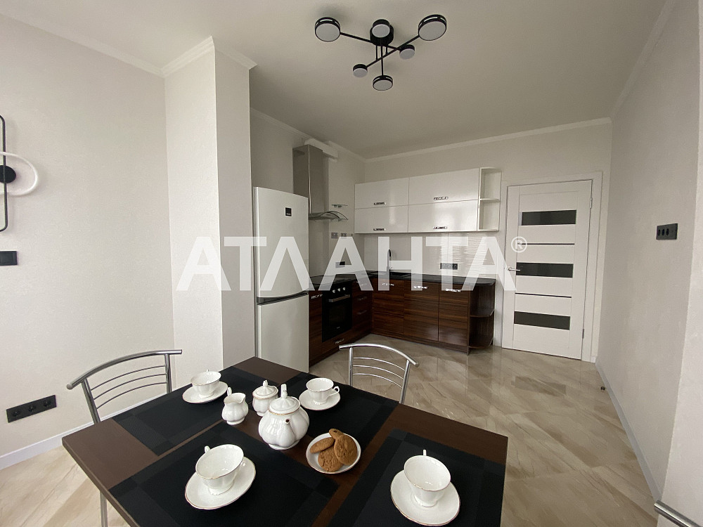 Однокомнатная квартира в Стиконовском доме на Бреуса Черемушки Одеса - зображення 2