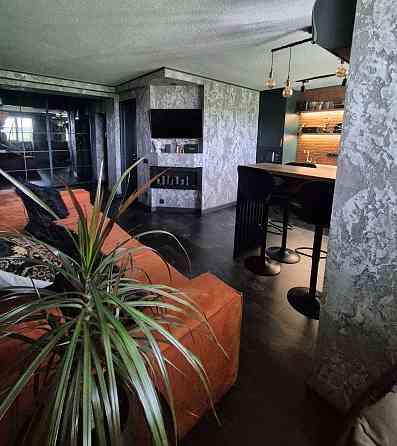 Атмосферна 3к кв-ра. Центральний р-н. О.Поля. Власник Днепр