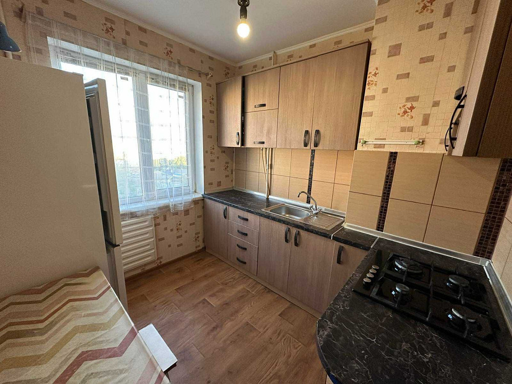 Продаж затишної 2 кімн кв-ри по вул В. Коваленка (Пухова) ринок "Нива" Чернигов - изображение 2