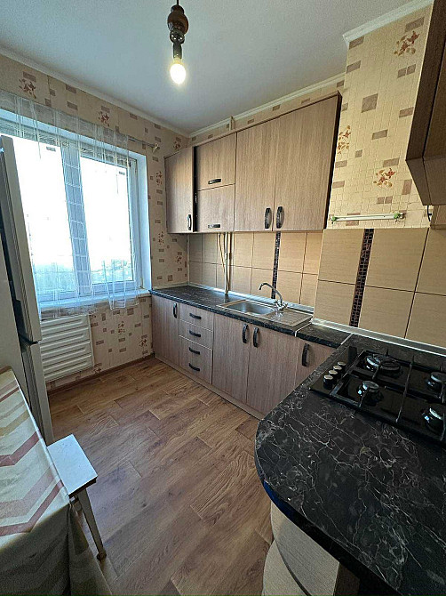 Продаж затишної 2 кімн кв-ри по вул В. Коваленка (Пухова) ринок "Нива" Чернигов - изображение 1