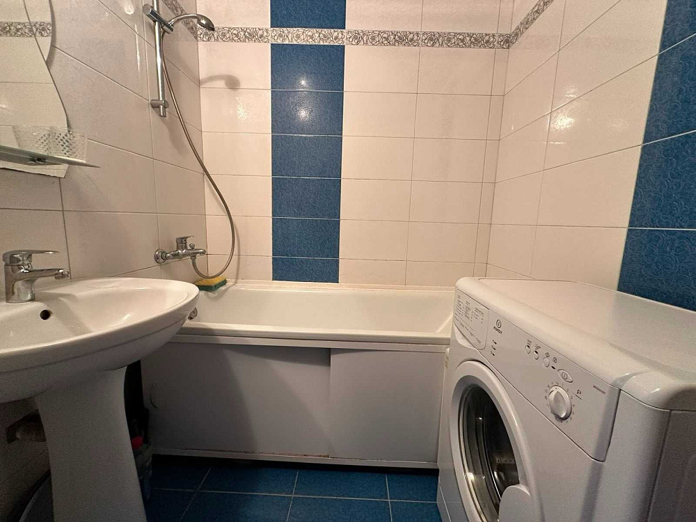 Продаж затишної 2 кімн кв-ри по вул В. Коваленка (Пухова) ринок "Нива" Чернигов - изображение 3