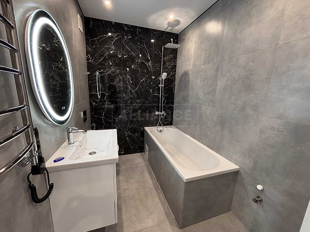 Продаж. 1 кімнатана  квартира  в центрі міста. Ивано-Франковск - изображение 8