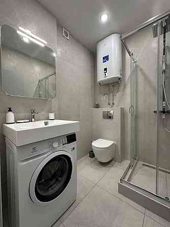 Продаж квартири з ремонтом ЖК Метрополія , Позняки Київ